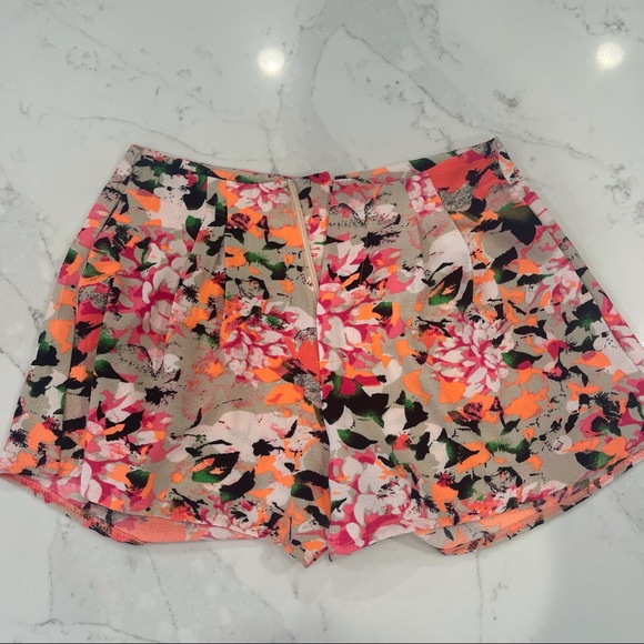 LF Pants - NWOT LF Mika & Gala neon floral patterned shorts